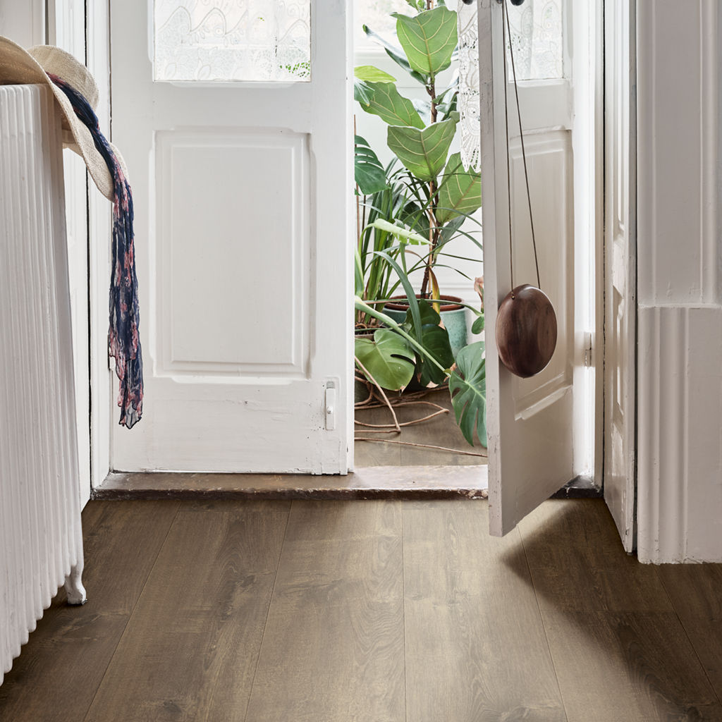 Torekov Lodge Oak - Image 3