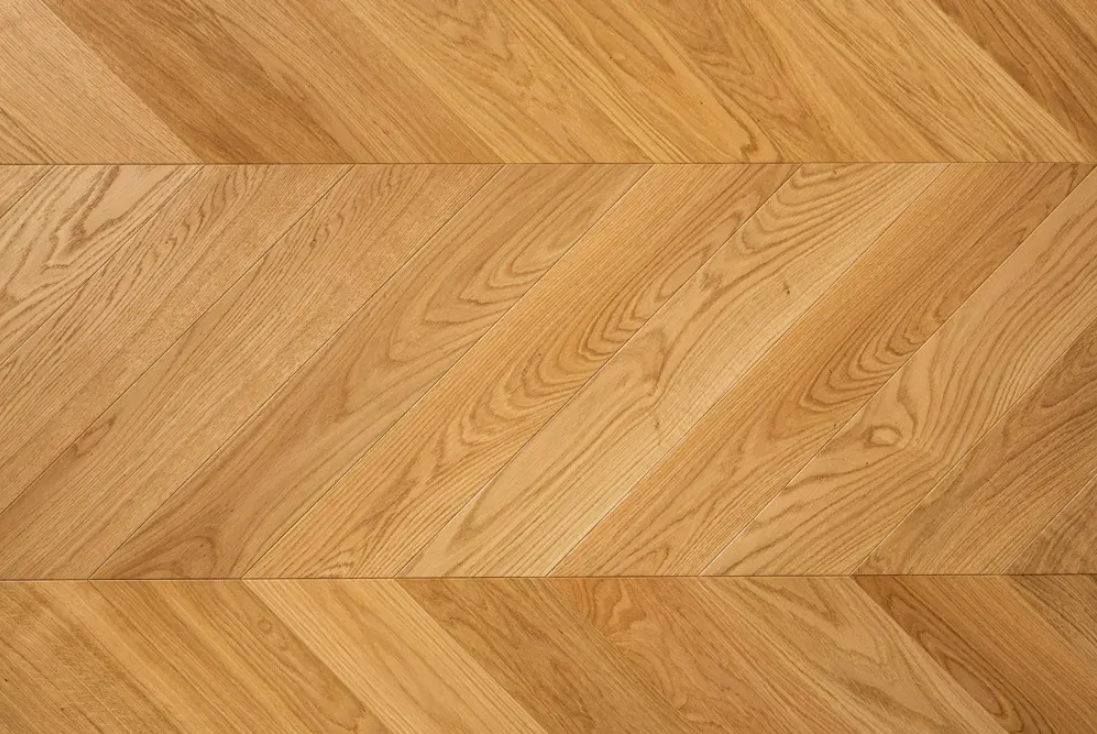 Chevron Oak markant 11x120x660 Ómeðh. - Image 2